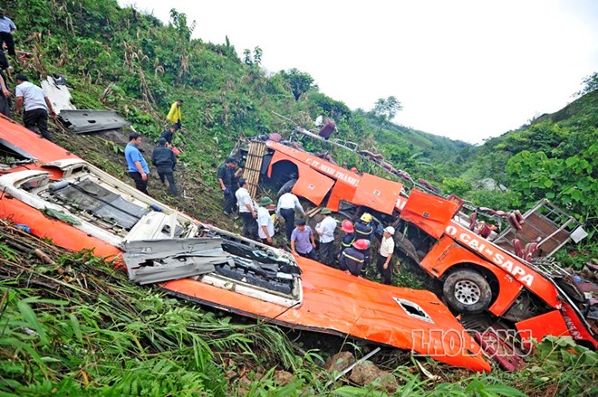Hiện trường vụ tai nạn thảm khốc tại Bát Xát, Lào Cai ngày 1/9/2014